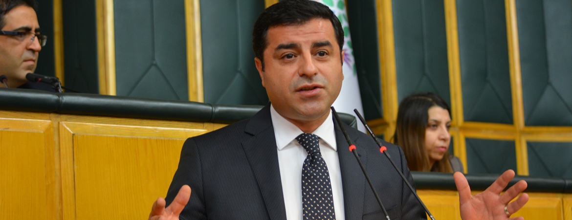 AKP ile Gülen örgütü arasında kandırma-kandırılma yok, karşılıklı ihanet var