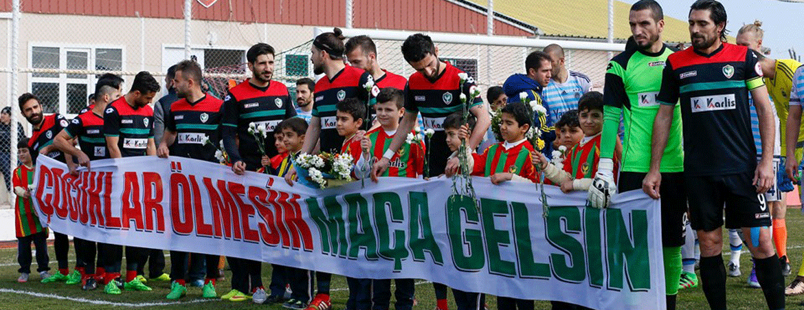 Futbolda ırkçılık, ayrımcılık ve diğer sorunlar