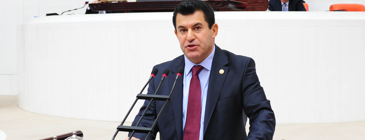 Dora, Süryani Derkube köyü sakinlerinin asker ve korucuların tehdit ve hakaretlerine maruz kalmasını İçişleri Bakanı'na sordu