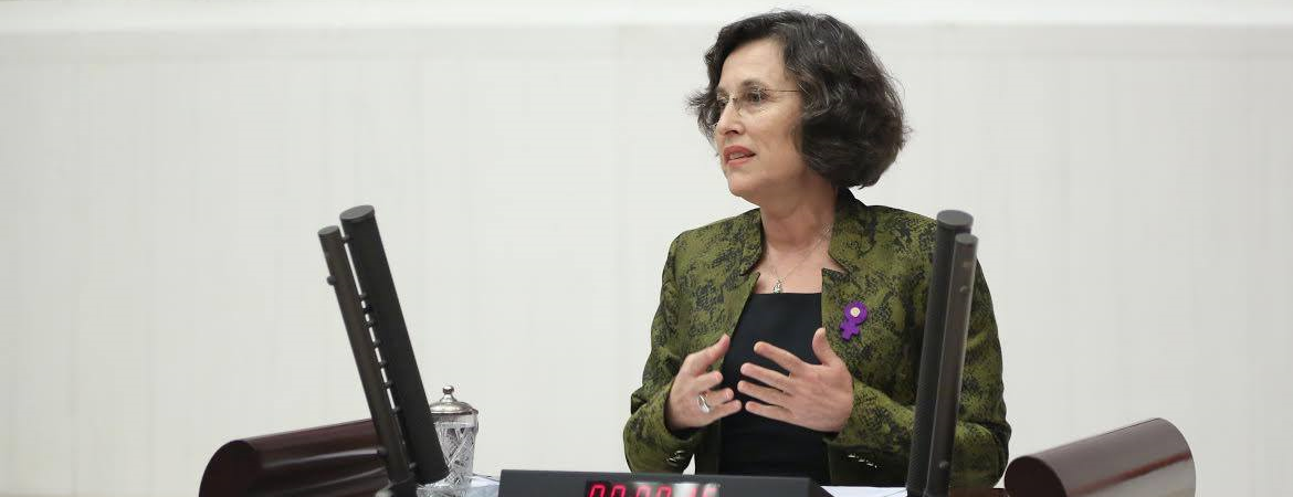 Kerestecioğlu: Dün Erdoğan'ı vekil yapan Anayasa değişikliği, bugün Yüksekdağ'ın vekilliğini düşürdü