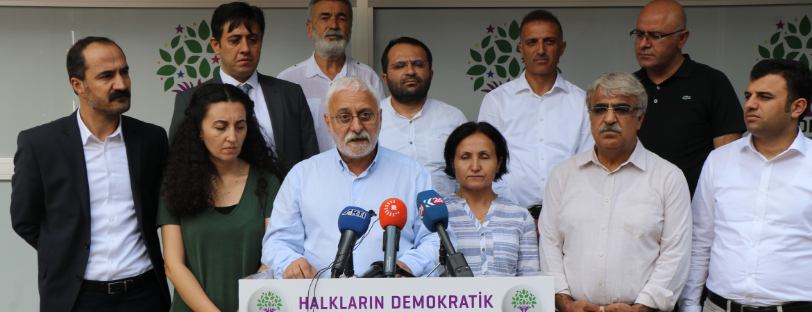 Oluç: Karar hukuki değil siyasidir