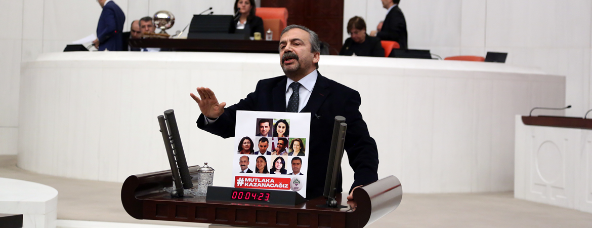 Sırrı Süreyya Önder'in savunması