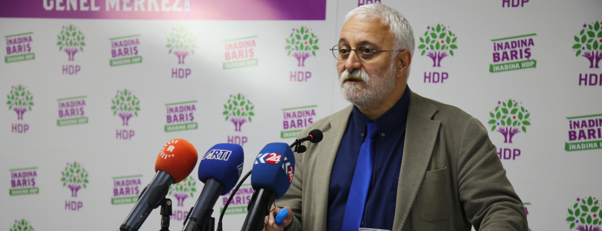 Saruhan Oluç:  Her türlü demokratikleşme adımını tartışmaya açığız
