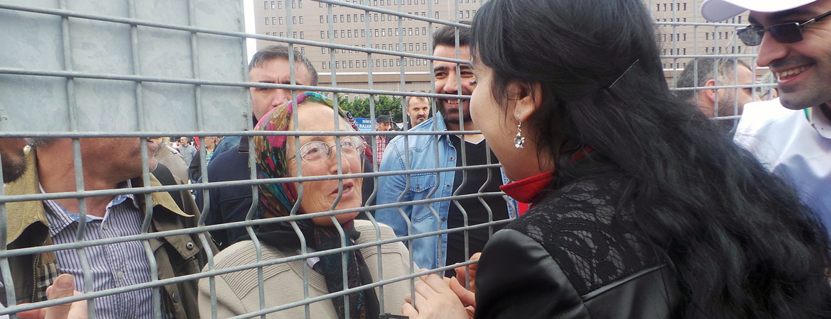 Yüksekdağ'ın Güzel Anne için taziye mesajı