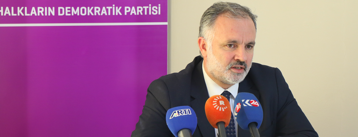 Bilgen: Kürtlere el uzatmak yerine Ruslara kolunu kaptırmış
