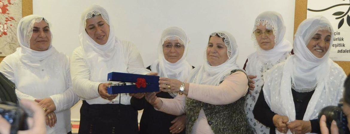 Ayşenur Zarakolu Düşünce ve İfade Özgürlüğü Ödülüne, Selahattin Demirtaş layık görüldü