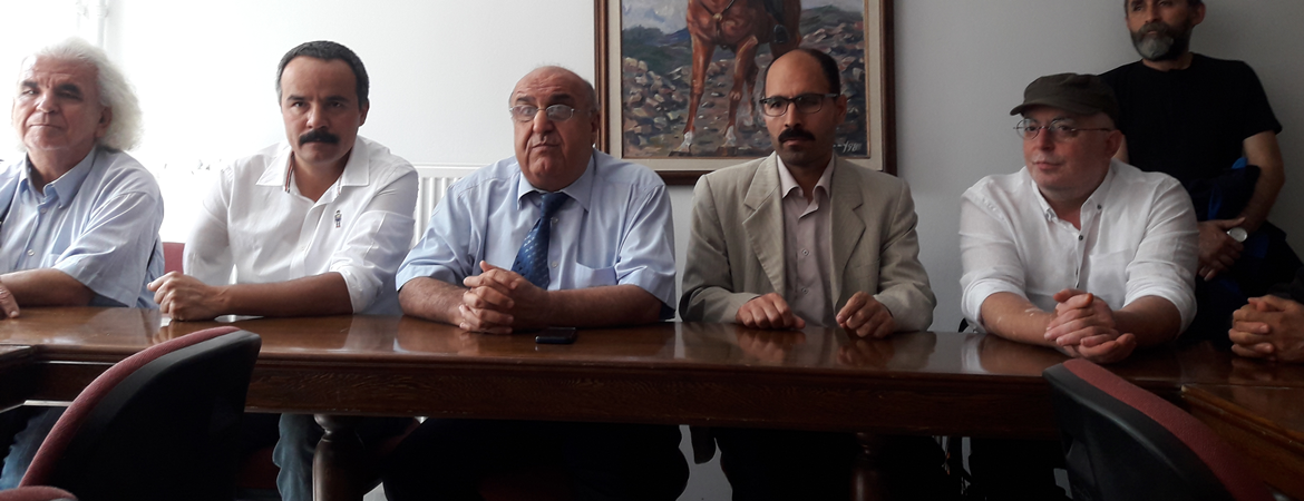 Piroğlu ve Saçılık, Ankara Engelliler Konfederasyonu ve Türkiye Körler Derneğini ziyaret etti