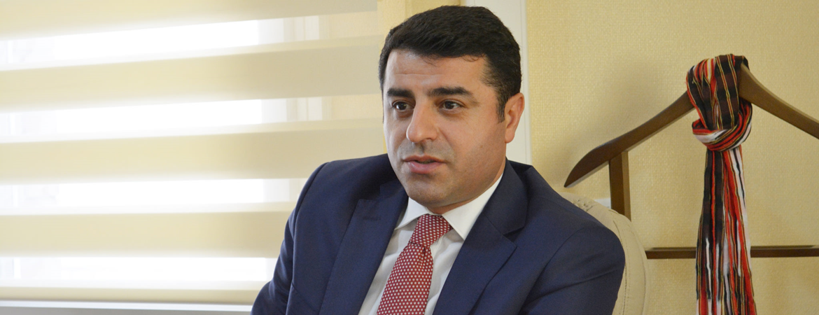 Demirtaş: Erdoğan uzun süre önce seçim kaybetmeye başladı, ancak sonucu kabullenme konusunda sorun yaşıyor