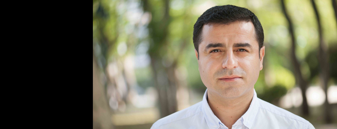Demirtaş: Her otoriter rejim mutlaka çöker; bazıları çok hızlı bazıları da zamana yayılarak…