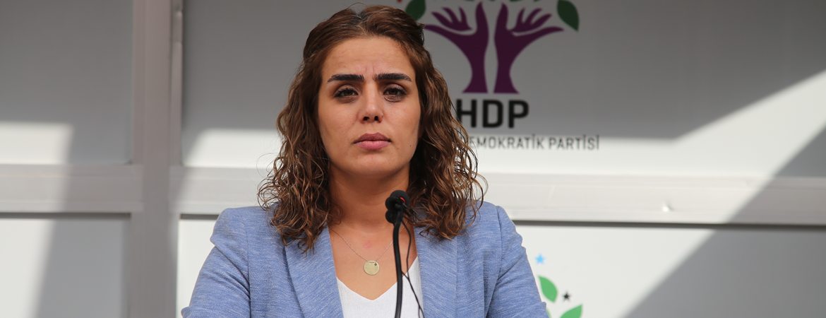 Ayşe Acar Başaran, Emniyet Genel Müdürlüğü'nün Van Barosu'nu hedef gösteren açıklamalarını Adalet Bakanı'na sordu