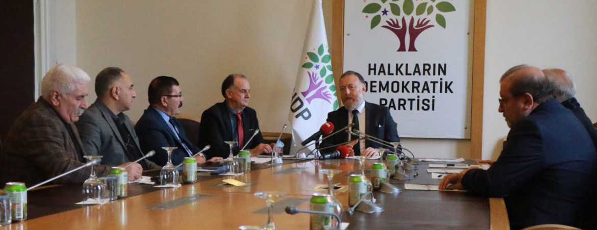 Temelli: Ülke ekonomisi EYT'lilerin hakkının tanınması ile çökmez, AKP'nin politikaları ile çöker