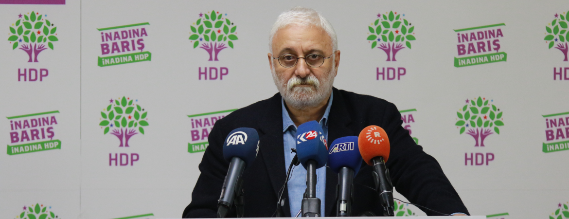 Oluç: Bizim AKP ile gizli görüşmeler yaptığımızı iddia edenler aynaya baksın