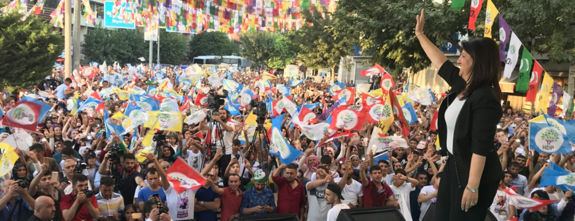 Buldan'dan Siirtlilere: 16 yıl önce enişteye bir kapı açtınız artık o kapıyı kapatma zamanı