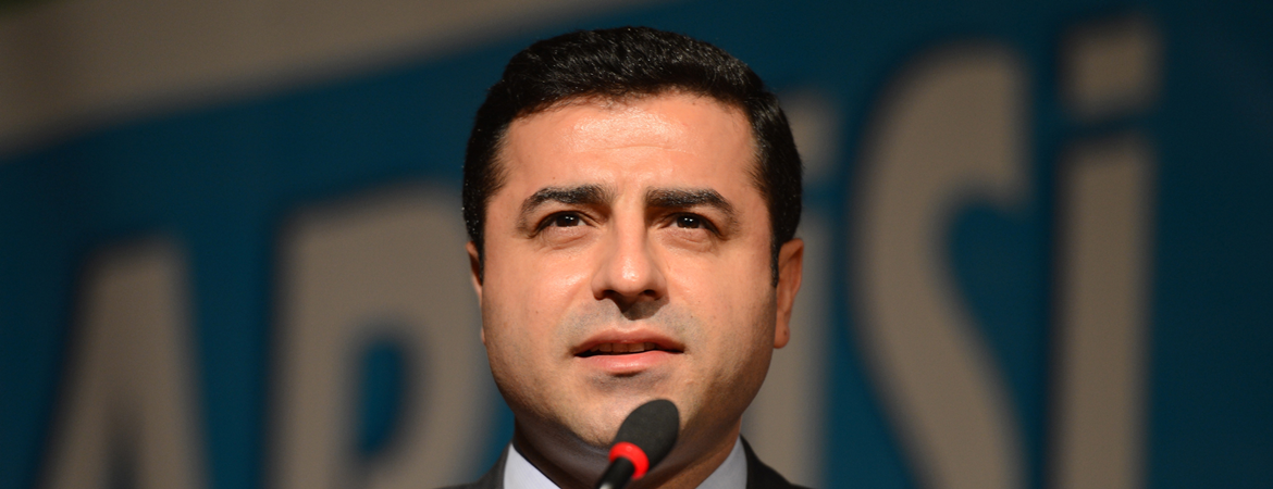 Demirtaş: Ortada bir suçlu varsa Cizre'de Sur'da o katliamları yapanlardır