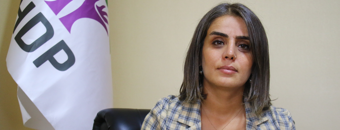 Ayşe Acar Başaran: Kadınlar için en etkili öz savunma örgütlü mücadeledir