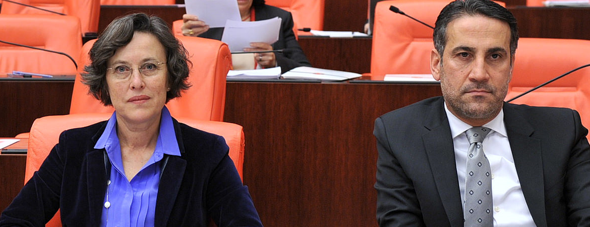 Grup Başkanvekillerimizin barış ve ifade özgürlüğü hakkına yönelen baskılara ilişkin önergesi