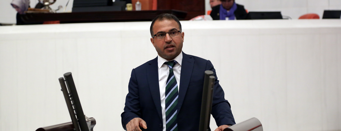 Atalan: IŞİD teröründen kaçmak isteyen Irak pasaportlu Êzidîlerin, Irak yerine Suriye’ye gönderilmesinin yasal gerekçesi nedir?