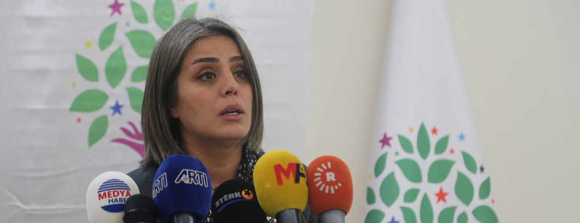 Başaran: Cezaevlerinde Esat Oktay'ın iktidarda Kenan Evren’in zihniyeti var