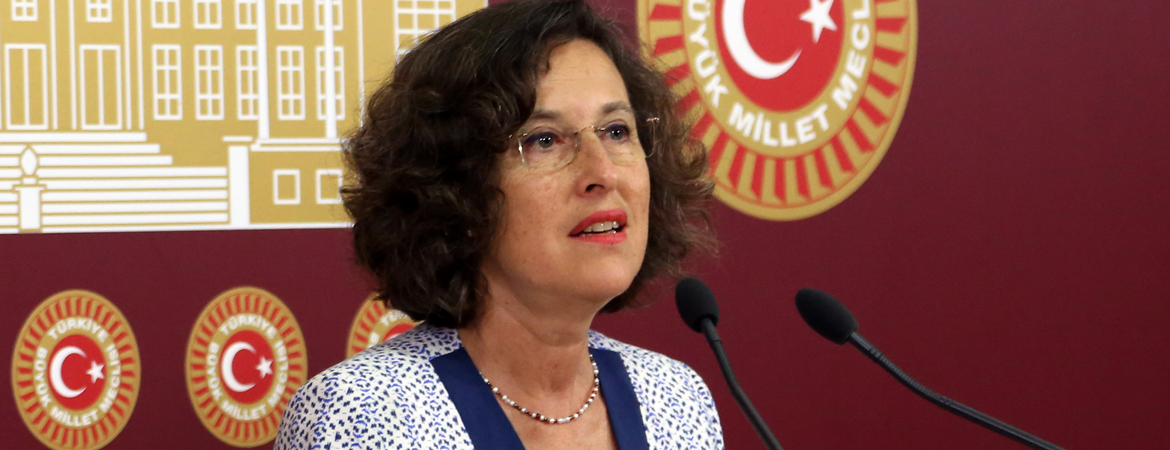 Kerestecioğlu Aliağa Cezaevindeki hak ihlallerini Bakan Bozdağ'a sordu