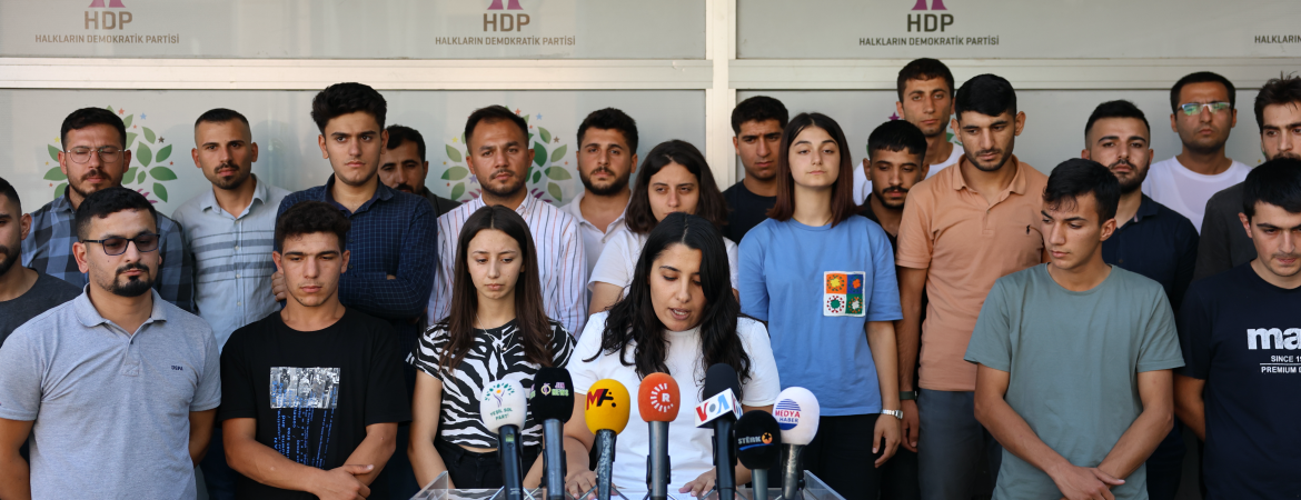 Gençlik Meclisi “li dijî şerê taybet, têkoşînek bi heybet” kampanyası başlattı