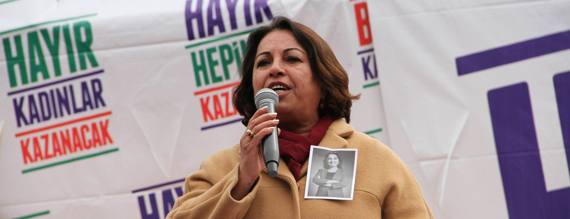 Yoksul çocuklara nitelikli eğitim imkansız hale getiriliyor