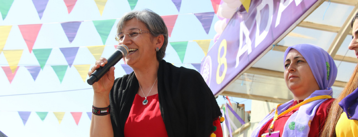 Leyla Güven'in dediği gibi hiçbir yere gitmiyoruz, siyaset yapmaya devam edeceğiz