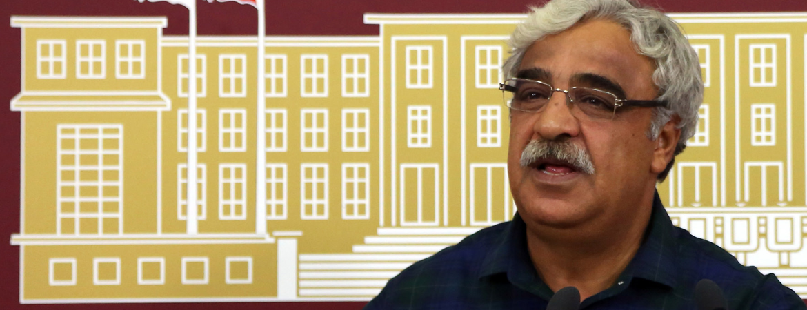 Sancar: Referandumda “Evet” çıkması bazılarının iddia ettiği gibi ülkeye istikrar getirmeyecek