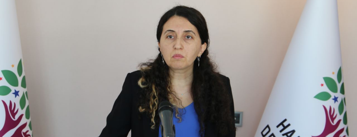 Günay: İktidar Meclis'i kapatarak halkı Saray'ın insafına terk etti, Meclis çalışmaya devam etmelidir
