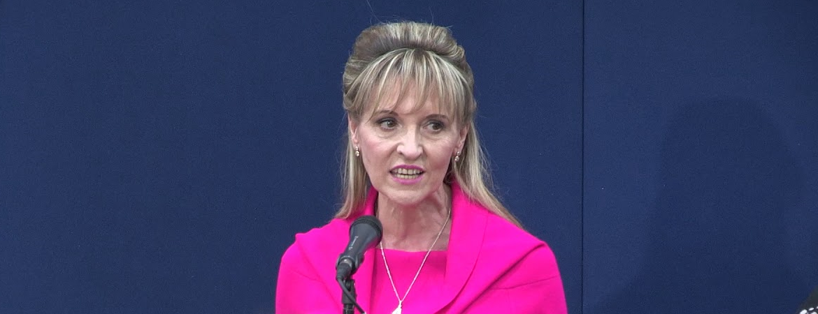 Martina Anderson: AB’nin, Kürt halkına ve seçilmiş temsilcilerine yönelik baskılar konusundaki sessizliği sona ermelidir