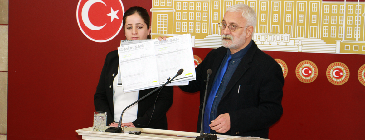 Oluç, İçişleri Bakanı'nın Van-Saray Belediyesi hakkındaki asılsız iddialarına faturalarla cevap verdi