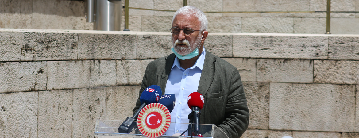 Oluç: Çoklu baro sistemi teklifi ‘makul avukat' yaratma projesi’dir