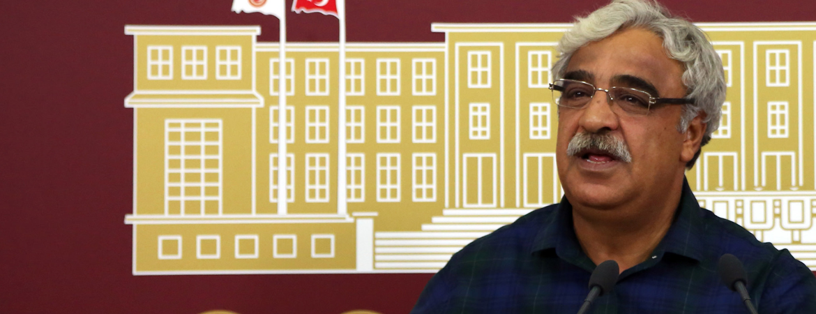 SANCAR: Anayasa değişikliği bir hiperbaşkanlık sistemi dayatıyor