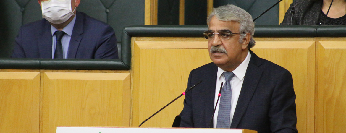 Sancar: İktidar süreklileşen darbe siyasetinin sarkacı haline gelmiştir, tek çare güçlü demokrasi