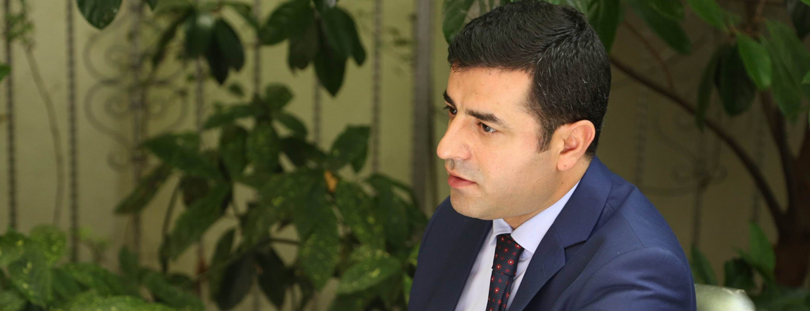 Demirtaş: Demokrasi olmadan toplumsal barış, Kürt sorunu çözülmeden toplumsal barış olmaz 