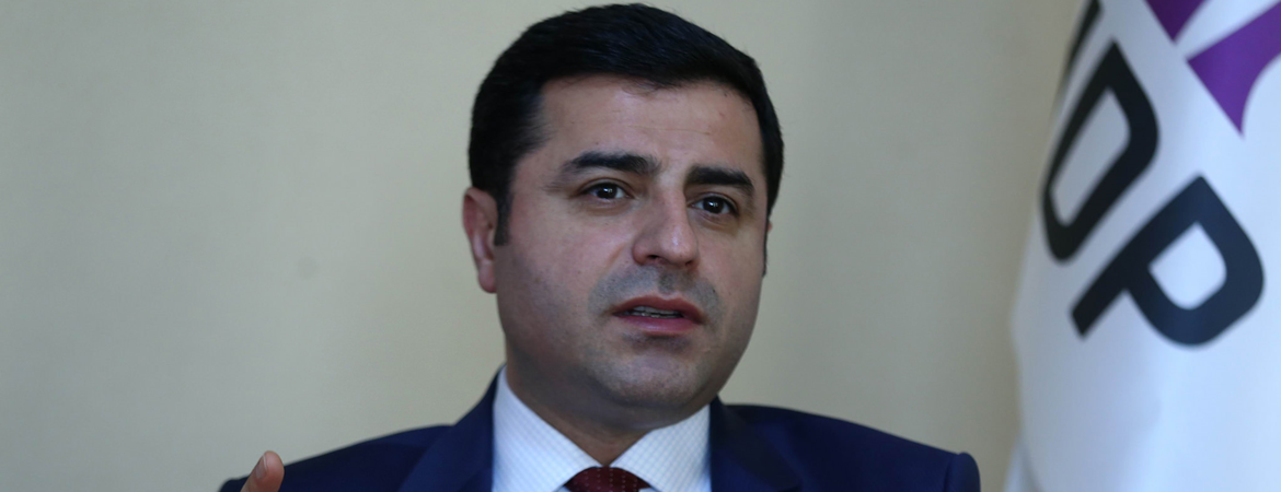 Demirtaş: HDP Eş Genel Başkanıyım, bütün şiddet ve savaş araçlarını eleştiriyorum, politikalarına karşı çıkıyorum