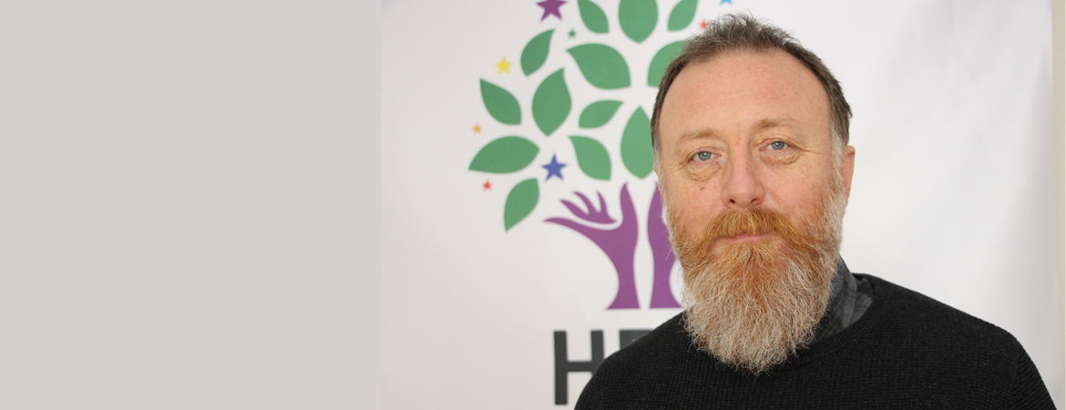İktidardan eğitimcilere bayram hediyesi: Sürgün