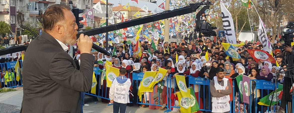 Temelli: Oy kullanmaya giderken süpürgelerinizi yanınıza alın, kayyımları süpüreceğiz