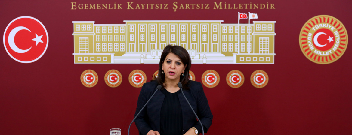 Müftülüklere nikah kıyma yetkisi verilmesi medeni kanundan vazgeçiş değil midir?
