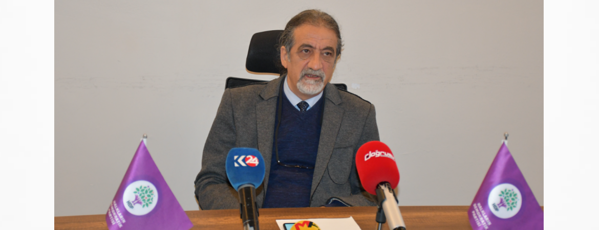 Mengüç: Çin ile yapılan aşı anlaşması büyük muamma, ülke tek bir aşıya mahkum edilmemeli