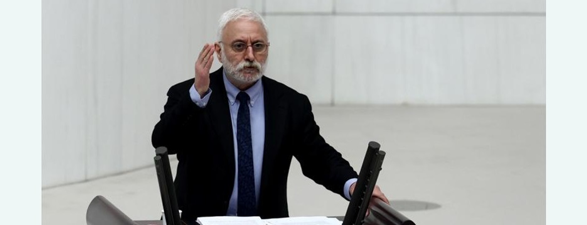 Oluç: Kürtlerin kendi kimlikleriyle politika yapma hakkını yok etmek istiyorsunuz