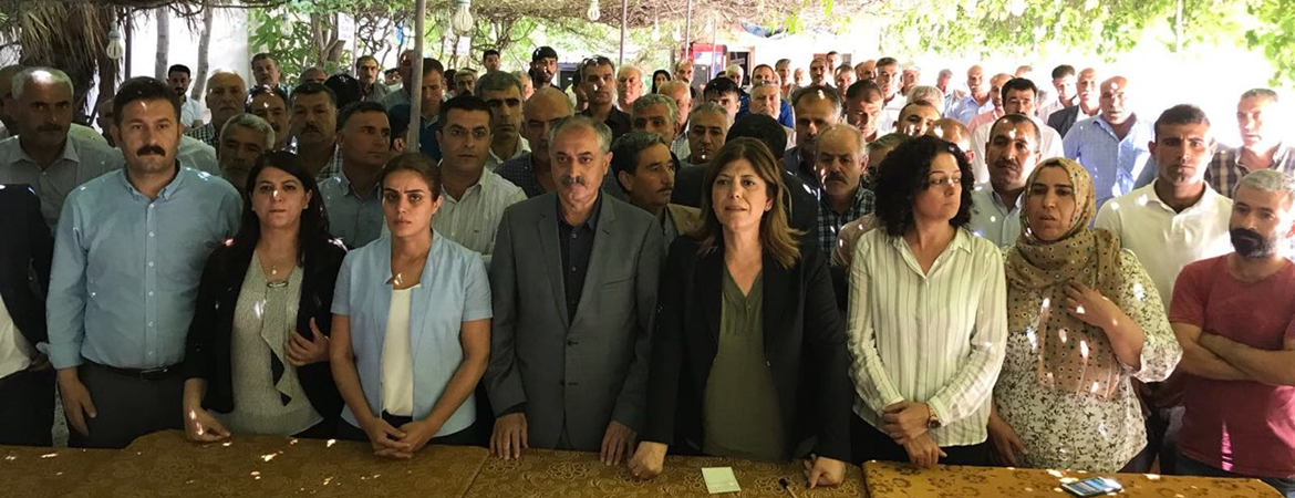 AKP suç üstü yakalanmıştır