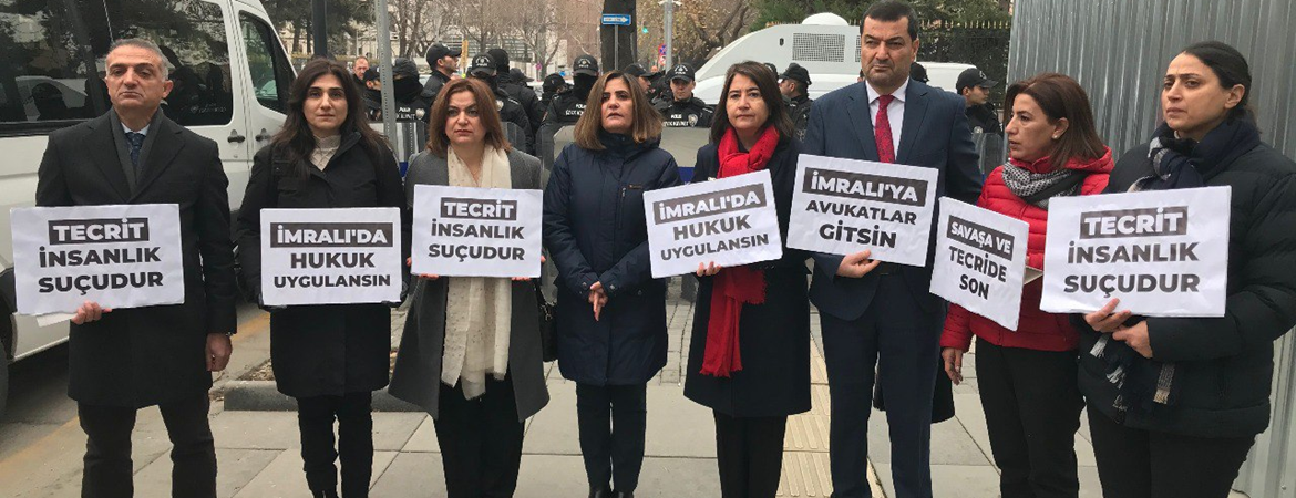 Tecride karşı nöbet 2. gününde: Tecrit insanlığa karşı işlenen bir suçtur