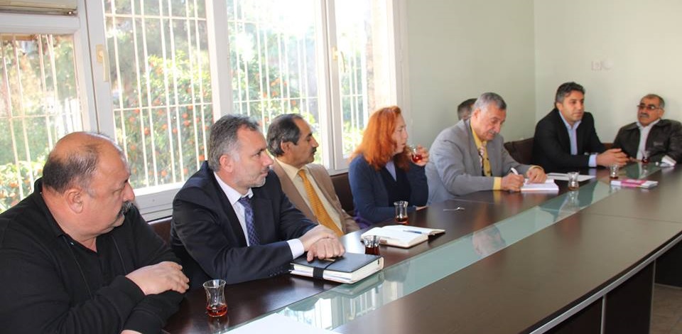 HDP'li adaylardan DİSK'e ziyaret
