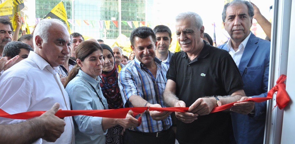 Türk: Demirtaş'a verilmiş her oy barışa verilmiştir