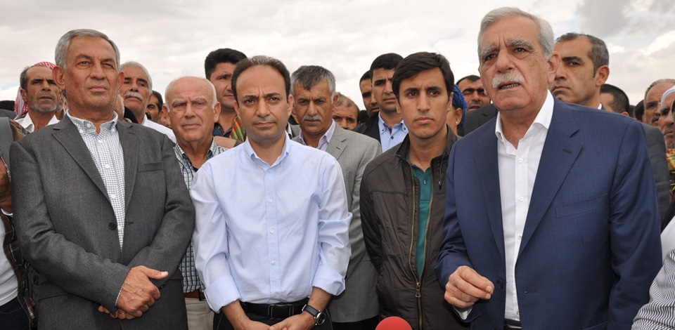Türk: Türkiye'nin IŞİD ile derin ilişkileri var