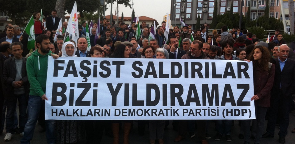 HDP'ye dönük saldırılar Antalya'da protesto edildi