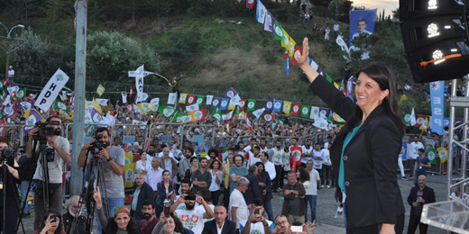 Buldan: Çiller'le Beyaz Toros ittifakı kurmuş, elinden gelse Evren’i mezardan çıkaracak, onunla da ittifak kuracak