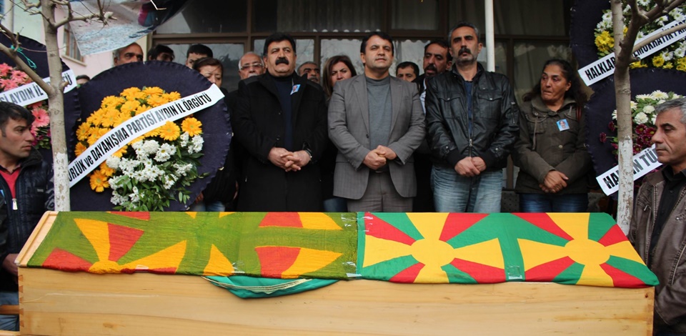 HDP İl Eş Başkanı Alçiçek'in cenazesi toprağa verildi