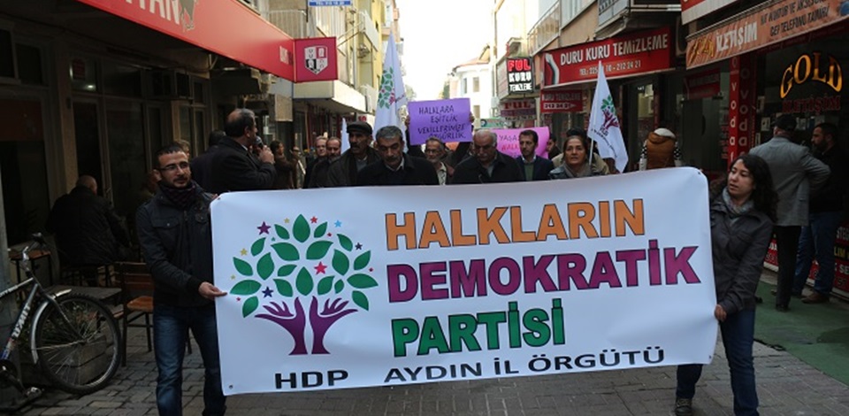 Aydın'da 'Yanlış karardan dönün' çağrısı