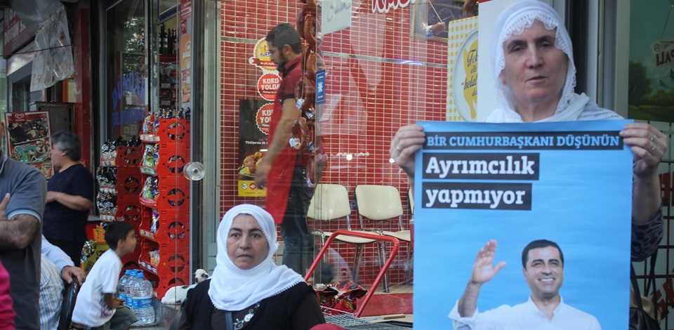 Bahçelievler'de Demirtaş için seçim bürosu açılışı yapıldı
